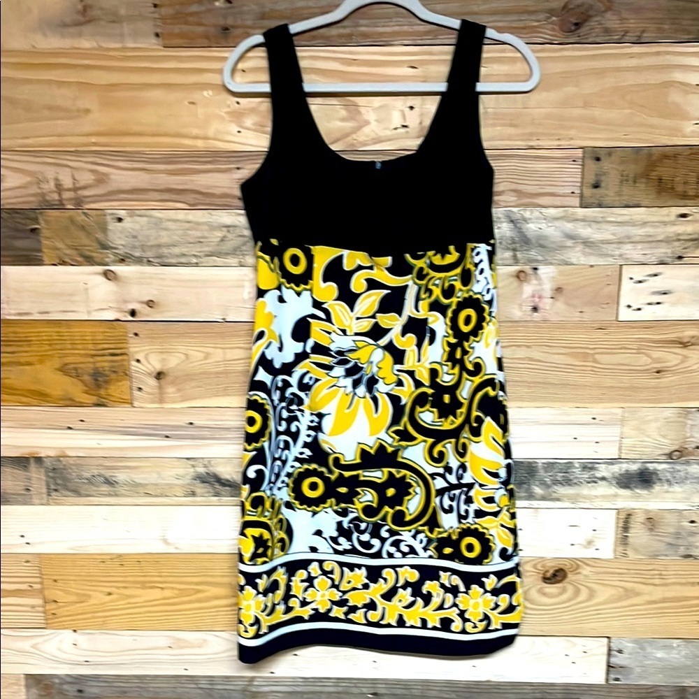 Dressbarn size 8 Black, Yellow, and White Sleeveless Midi Stretchy Sundress